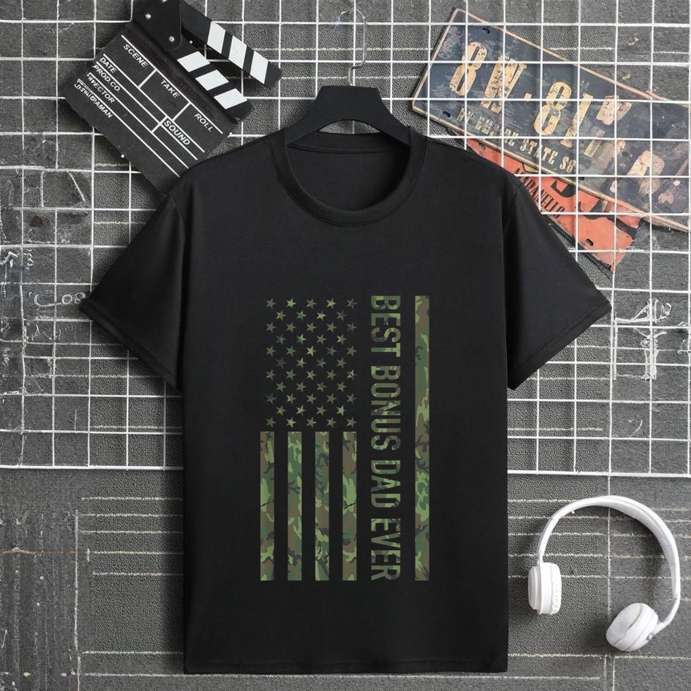 Best bonus dad ever US american military camouflage flag T-Shirt