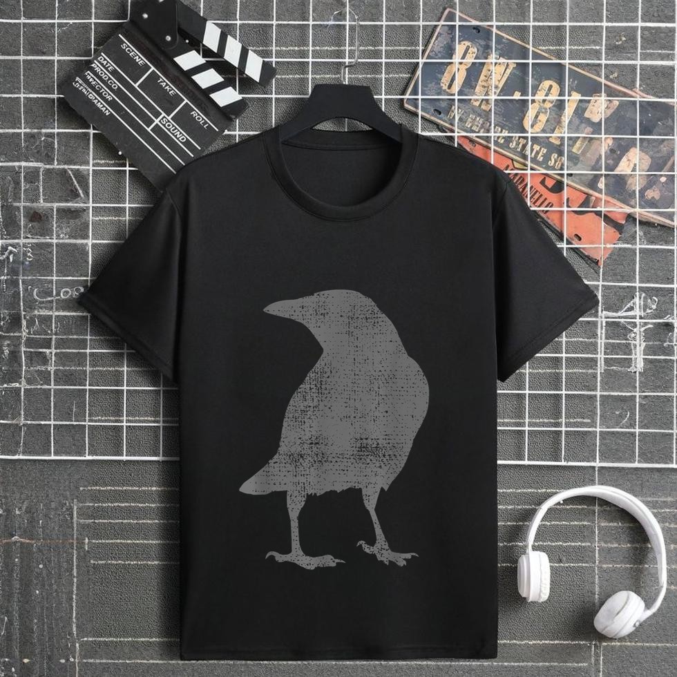 Crow Blackbird Raven Bird Vintage T-Shirt