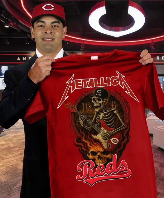 Metallica x Cincinnati Reds T-Shirt Gift For Fans