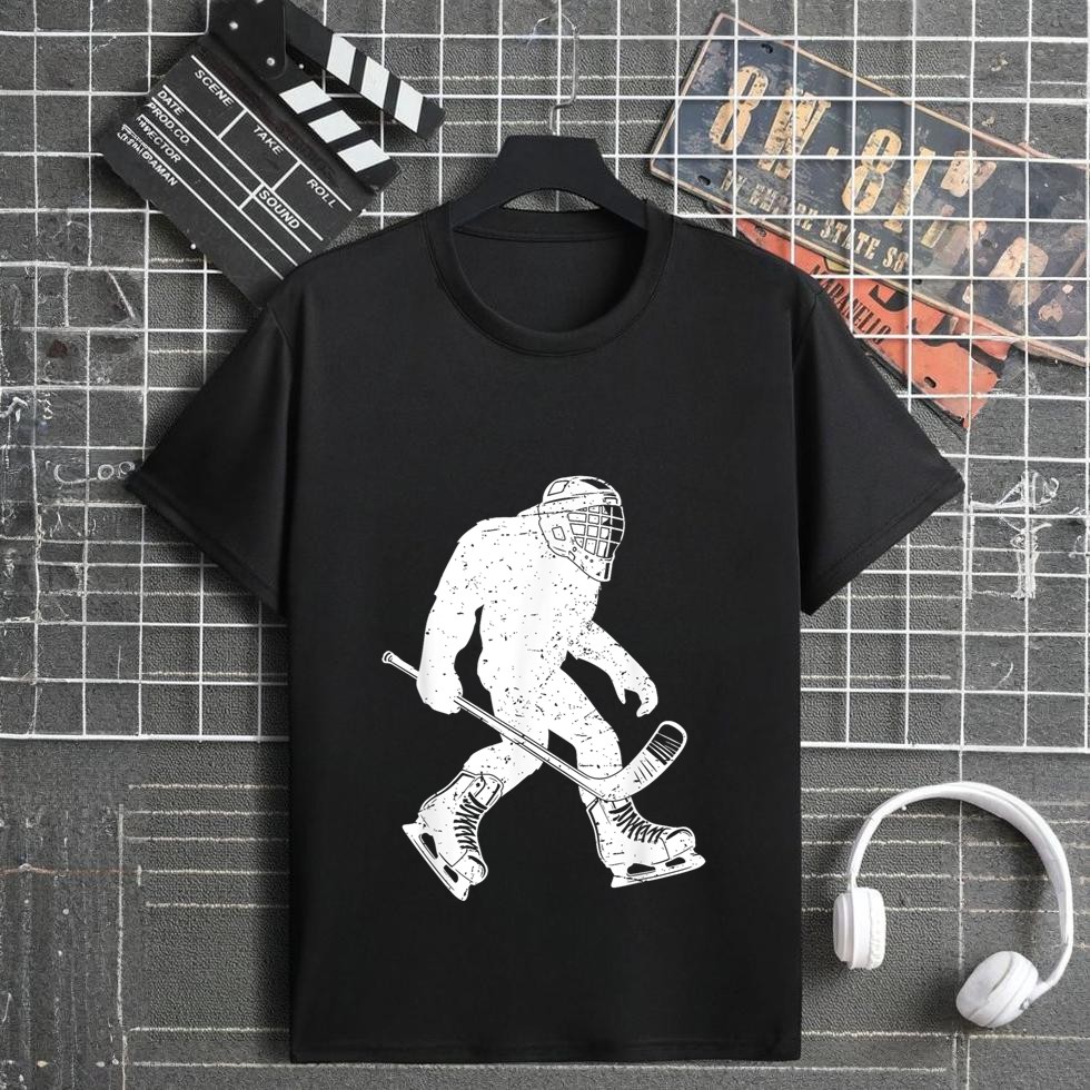Vintage Bigfoot Hockey Sasquatch Ice Hockey Sport Funny T-Shirt
